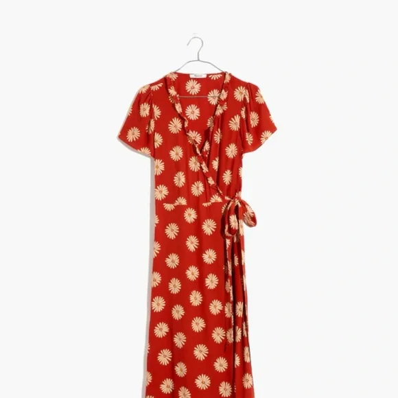 Madewell Ruffle Wrap Midi Dress in Daisy Daydream, Big Daisy Etruscan Clay - Picture 7 of 8